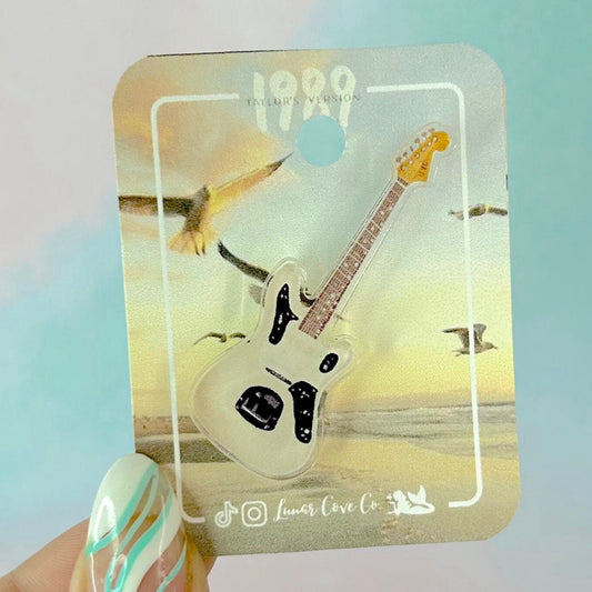 Style Guitar Pin
